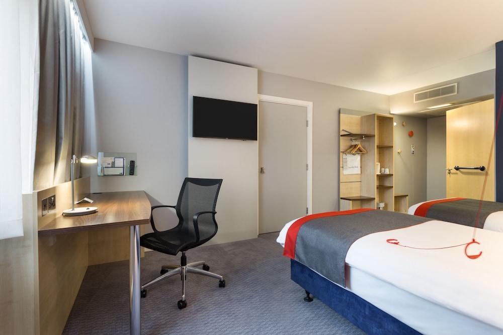 Holiday Inn Express London - Watford Junction By Ihg Екстер'єр фото