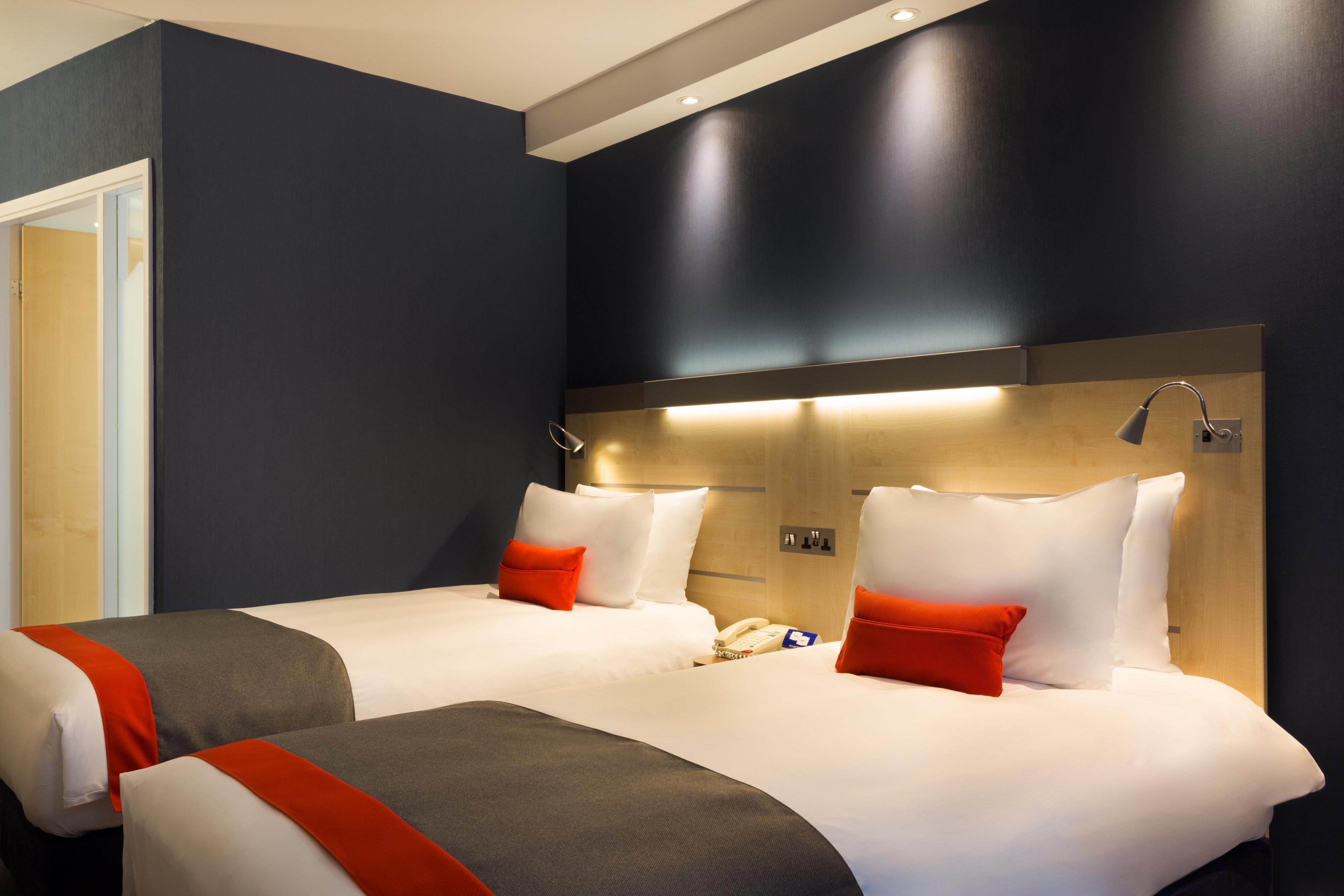 Holiday Inn Express London - Watford Junction By Ihg Екстер'єр фото