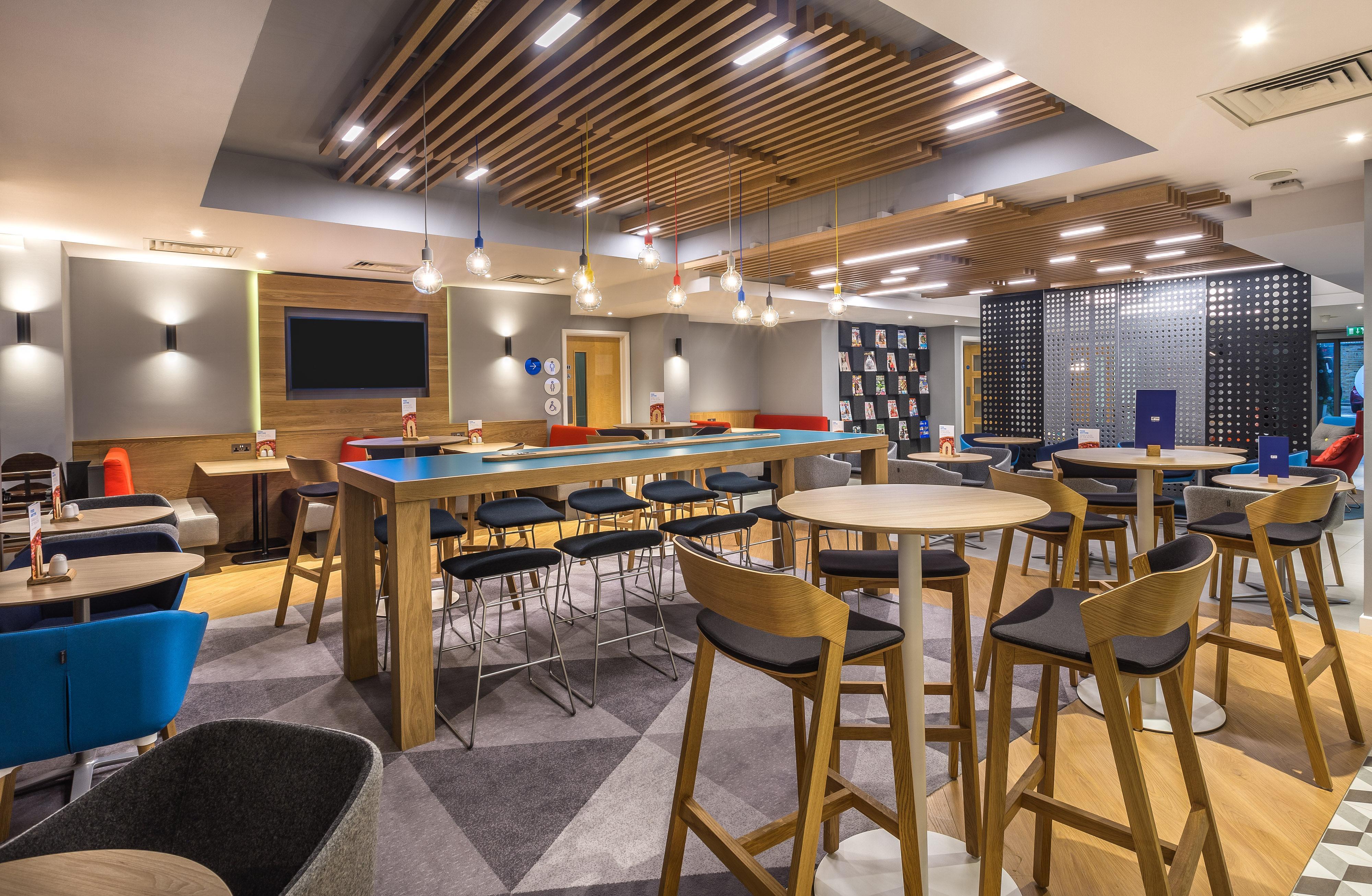 Holiday Inn Express London - Watford Junction By Ihg Зручності фото