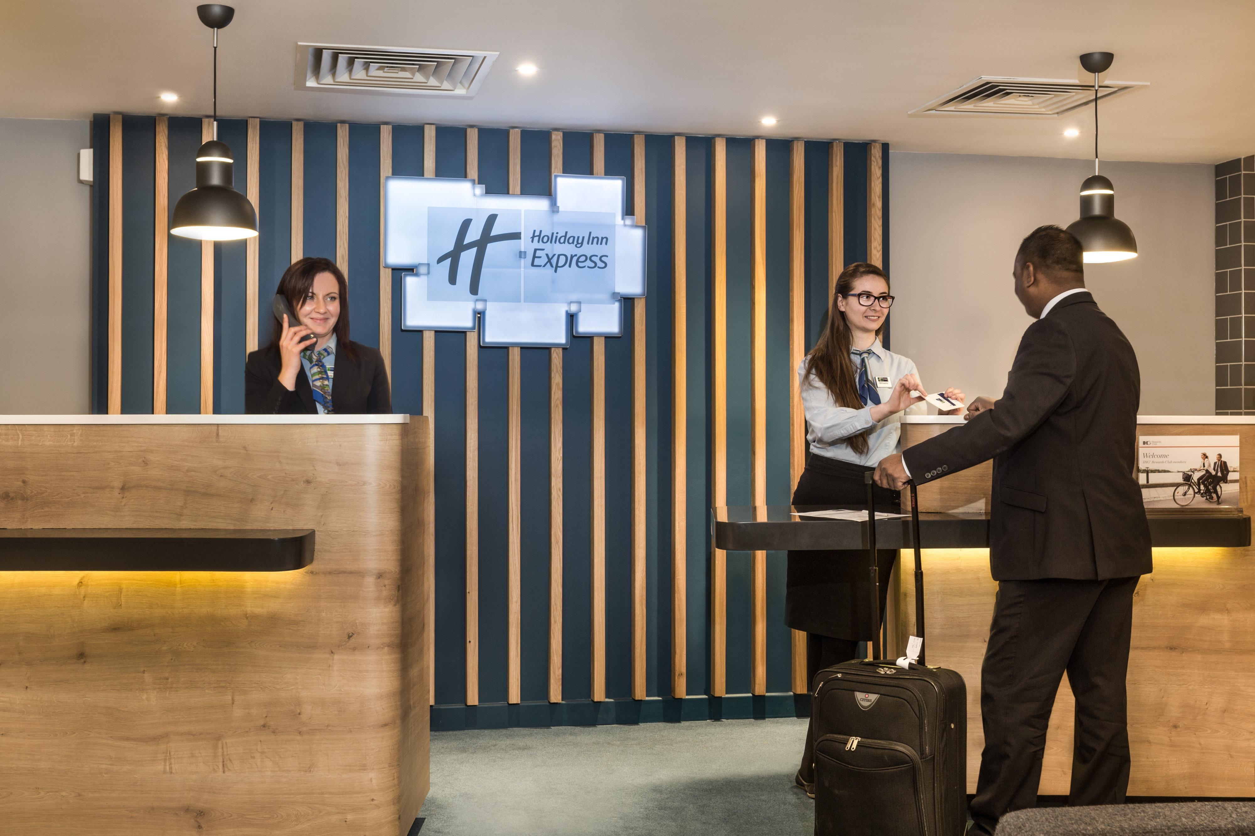 Holiday Inn Express London - Watford Junction By Ihg Інтер'єр фото